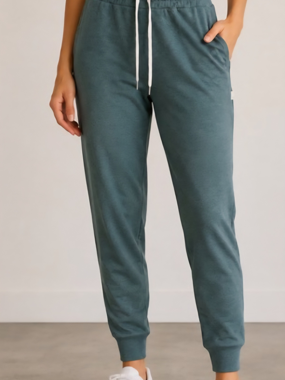 Vuori Women's Performance Jogger Size S Heather Green